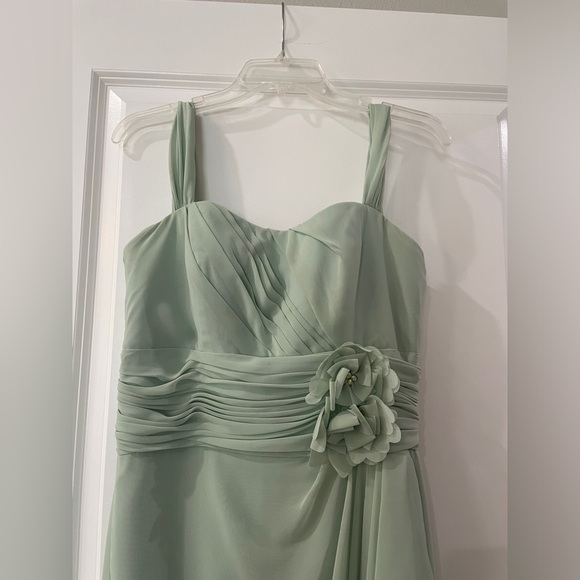 Andrew Adela Bridesmaid Gown - size 12 - Picture 5 of 5